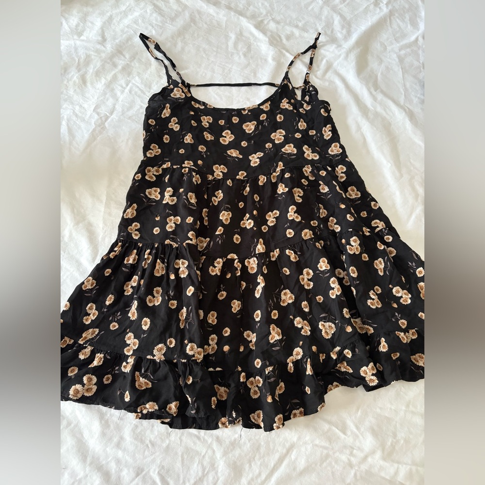 NWT Brandy Melville Flower Dress